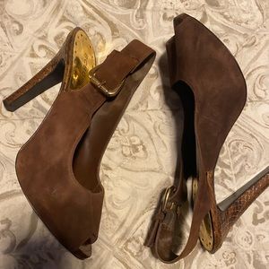 BCBG brown peep toe shoes